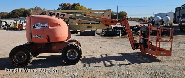 image for item EO4781 2011 JLG 450AJ series II boom lift