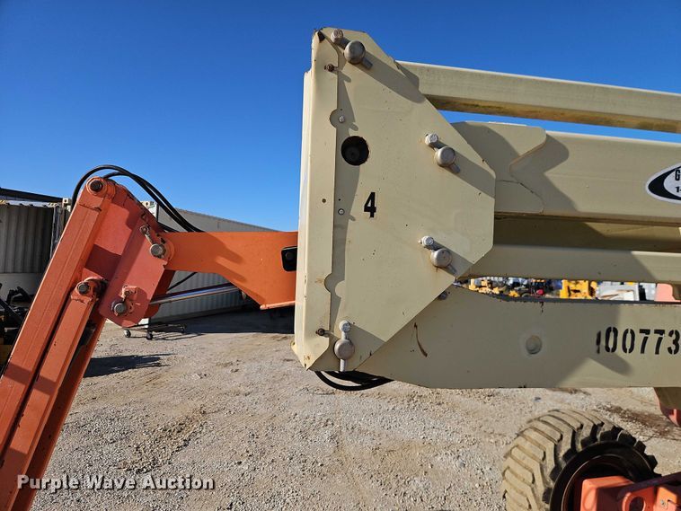 image for item EO4781 2011 JLG 450AJ series II boom lift