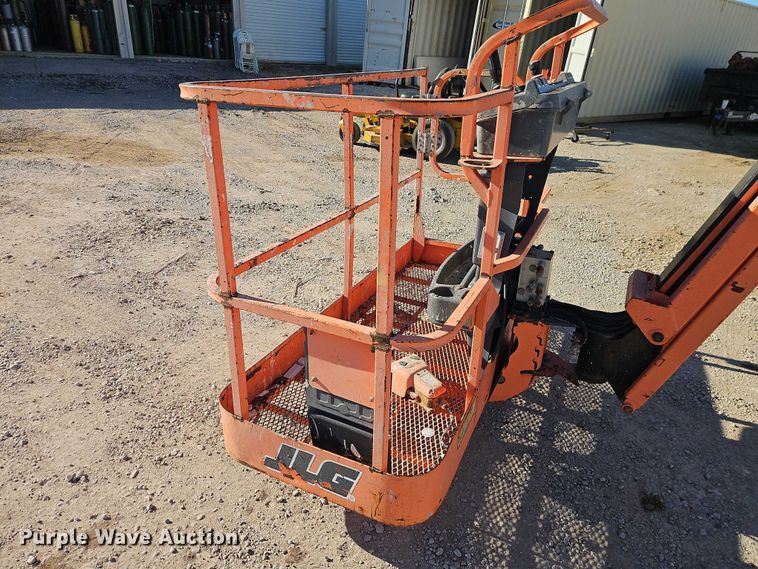 image for item EO4781 2011 JLG 450AJ series II boom lift
