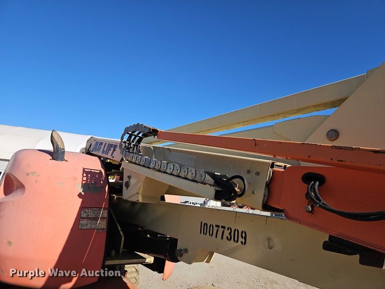 image for item EO4781 2011 JLG 450AJ series II boom lift