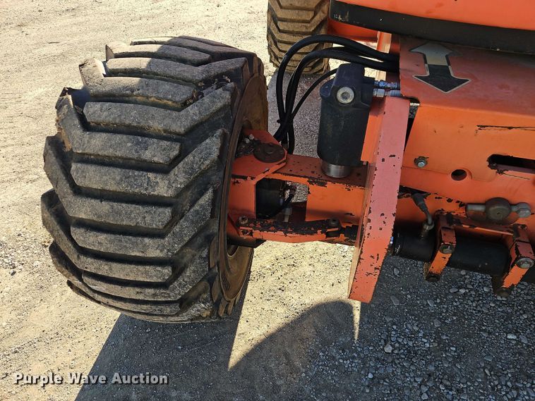 image for item EO4781 2011 JLG 450AJ series II boom lift