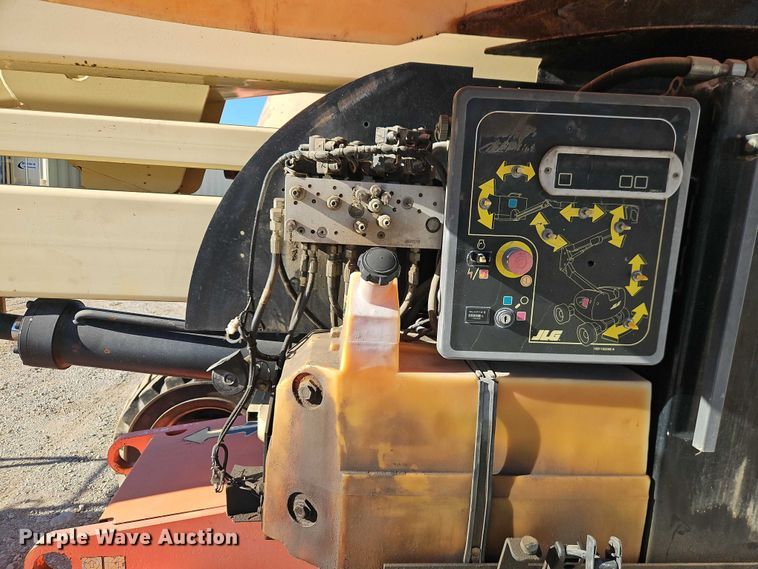 image for item EO4781 2011 JLG 450AJ series II boom lift