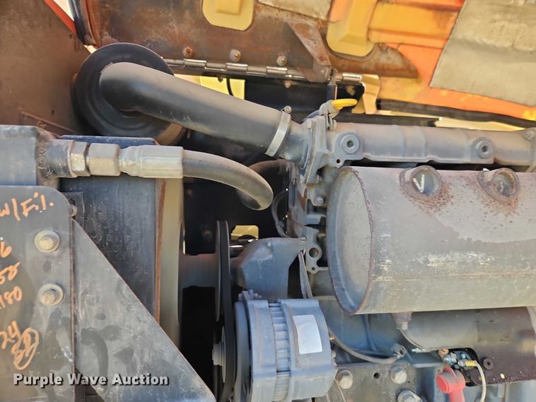 image for item EO4781 2011 JLG 450AJ series II boom lift