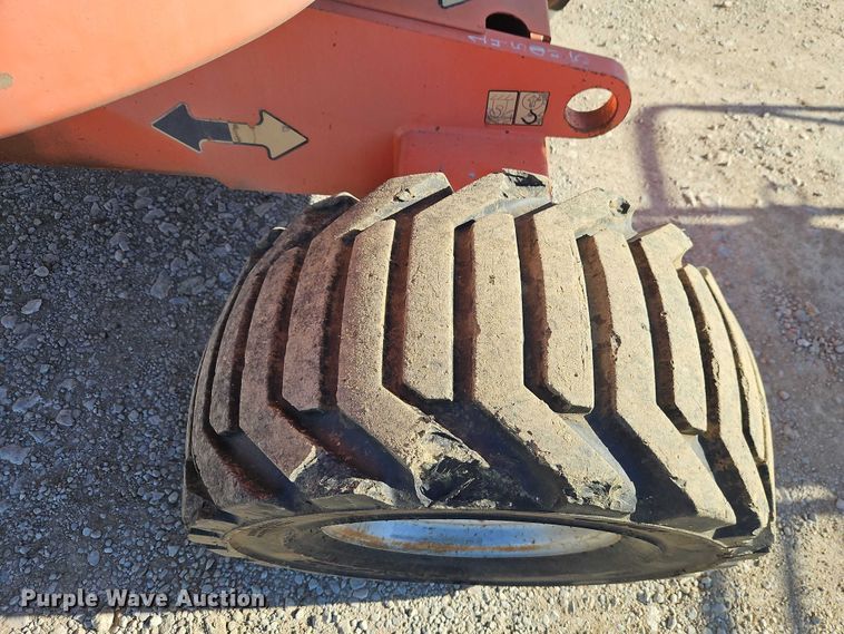 image for item EO4781 2011 JLG 450AJ series II boom lift