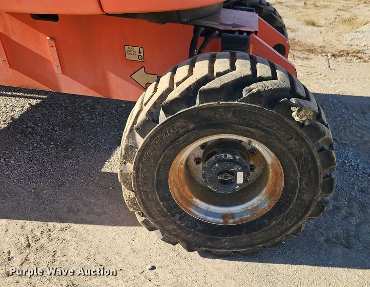 image for item EO4781 2011 JLG 450AJ series II boom lift