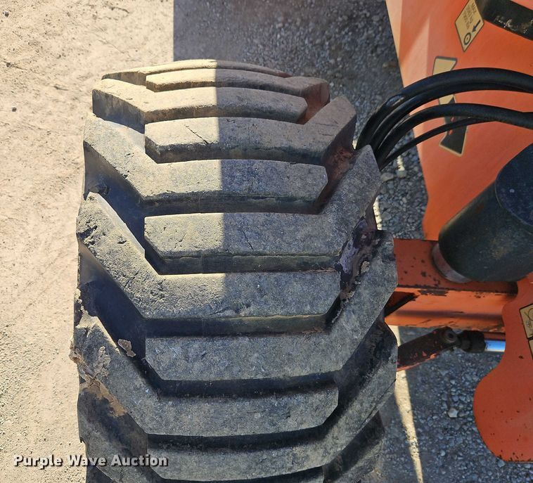 image for item EO4781 2011 JLG 450AJ series II boom lift