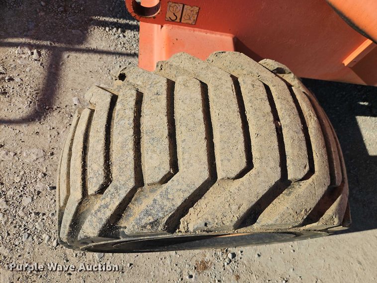 image for item EO4781 2011 JLG 450AJ series II boom lift