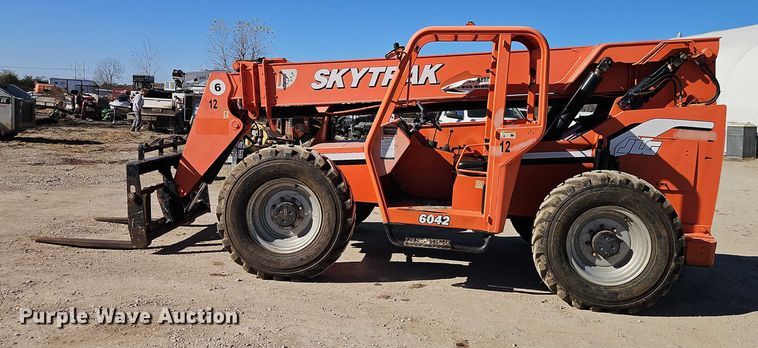 image for item EO4786 2008 JLG SkyTrak 6042 telehandler