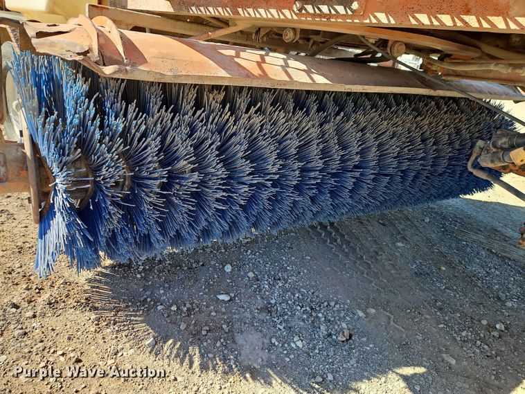 image for item EO4797 2002 Broce RC 350 broom