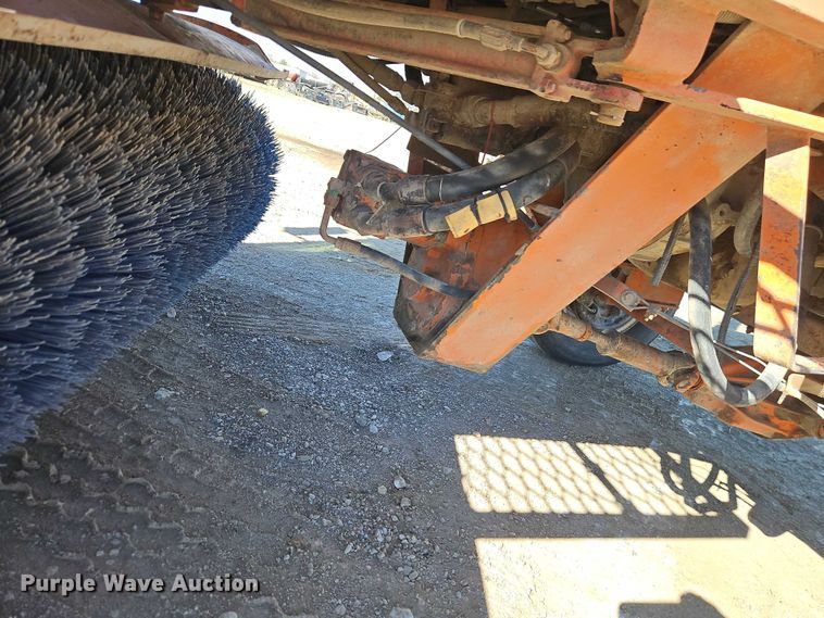 image for item EO4797 2002 Broce RC 350 broom