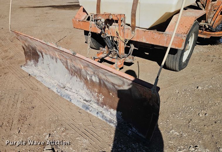 image for item EO4797 2002 Broce RC 350 broom