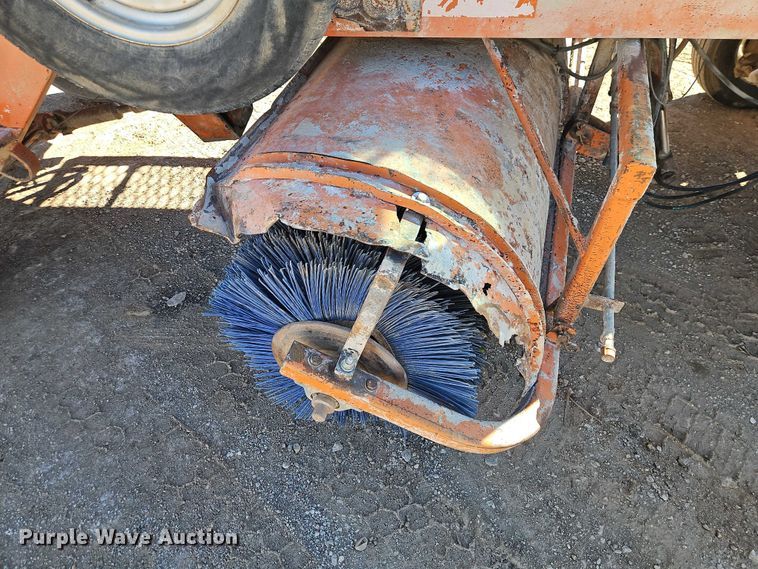 image for item EO4797 2002 Broce RC 350 broom