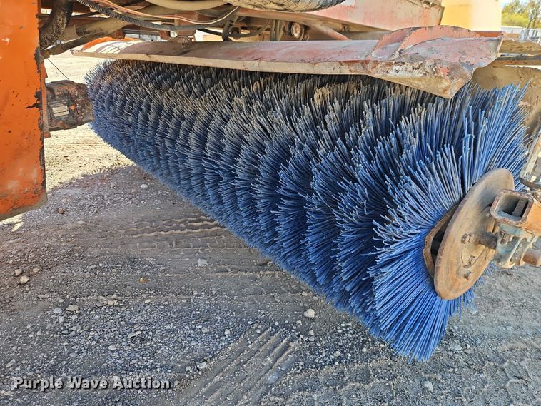 image for item EO4797 2002 Broce RC 350 broom