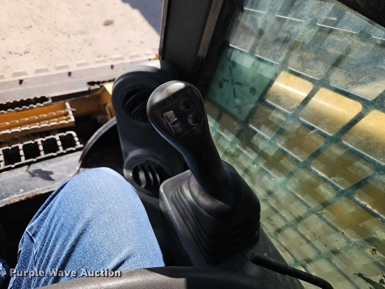 image for item EO4798 2021 Caterpillar 299D3 tracked skid steer loader