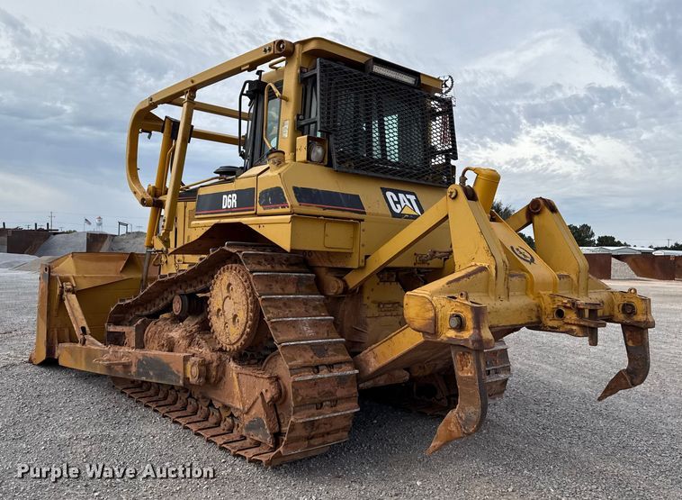 image for item EP0803 2003 Caterpillar D6R Series III dozer