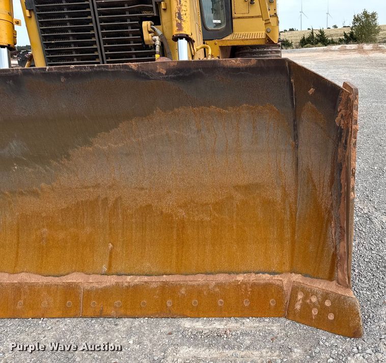 image for item EP0803 2003 Caterpillar D6R Series III dozer