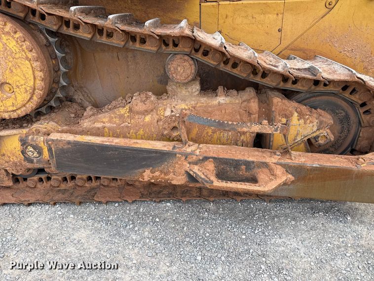 image for item EP0803 2003 Caterpillar D6R Series III dozer
