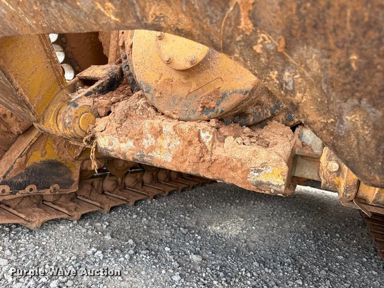 image for item EP0803 2003 Caterpillar D6R Series III dozer