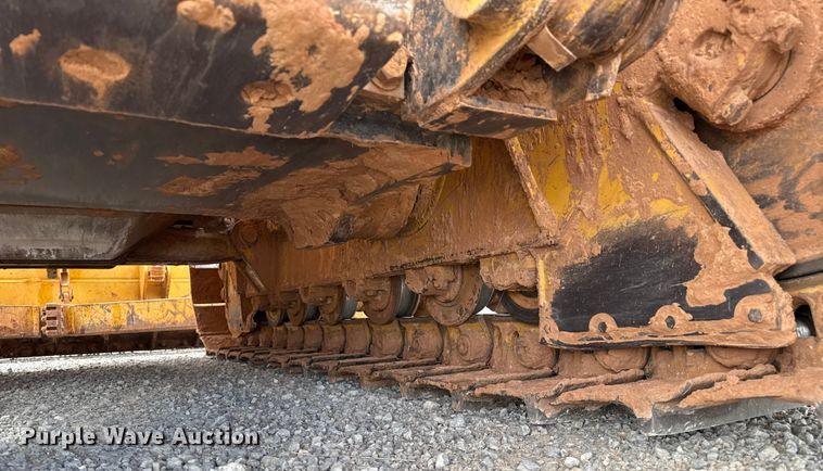 image for item EP0803 2003 Caterpillar D6R Series III dozer