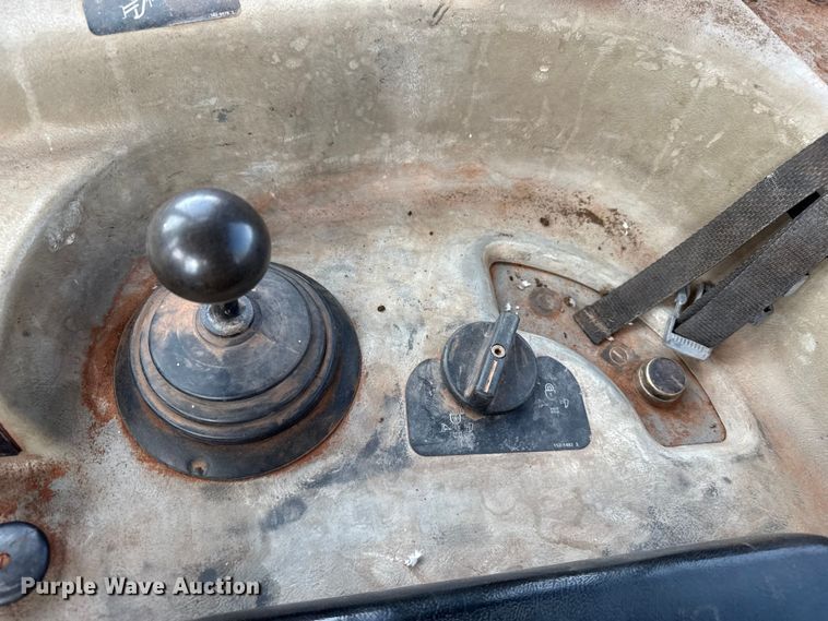 image for item EP0803 2003 Caterpillar D6R Series III dozer