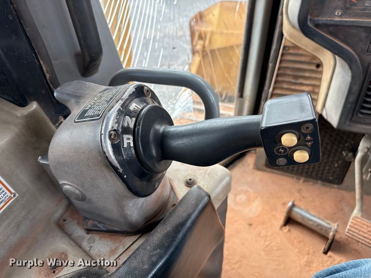 image for item EP0803 2003 Caterpillar D6R Series III dozer