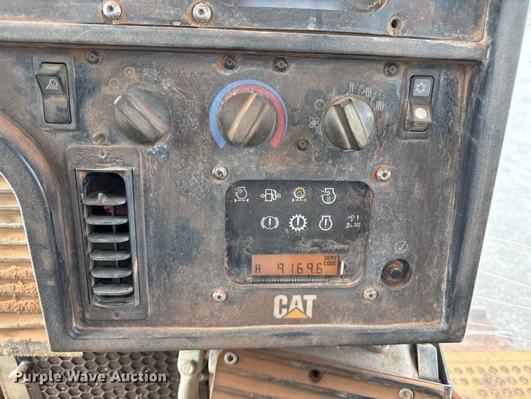 image for item EP0803 2003 Caterpillar D6R Series III dozer