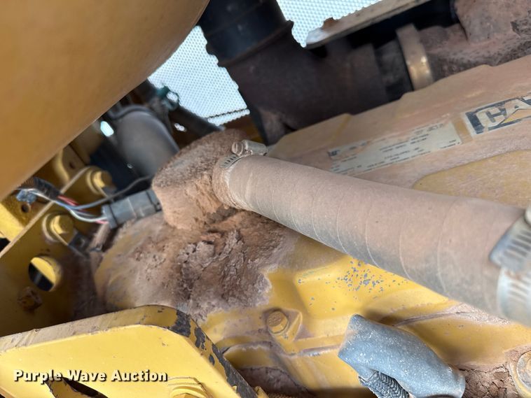 image for item EP0803 2003 Caterpillar D6R Series III dozer