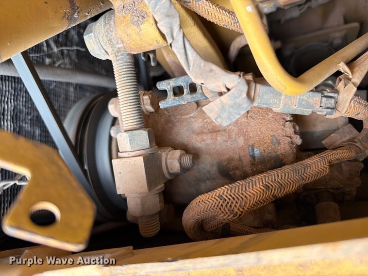 image for item EP0803 2003 Caterpillar D6R Series III dozer