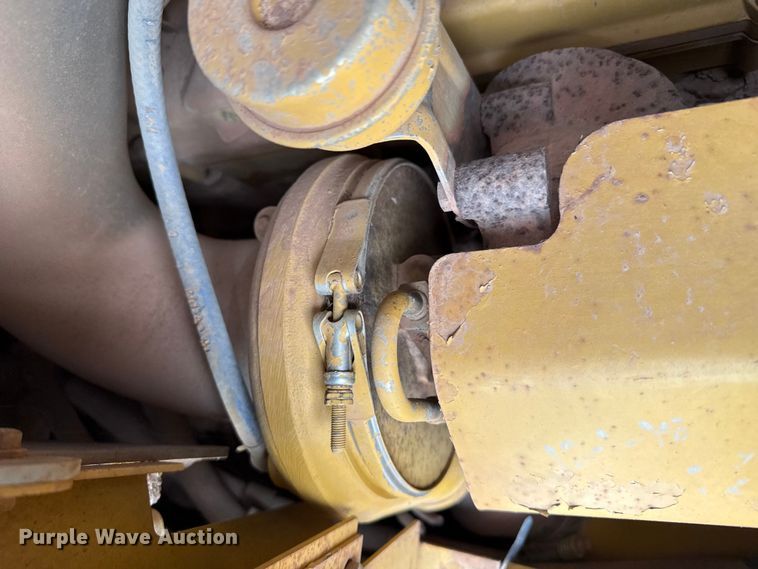 image for item EP0803 2003 Caterpillar D6R Series III dozer