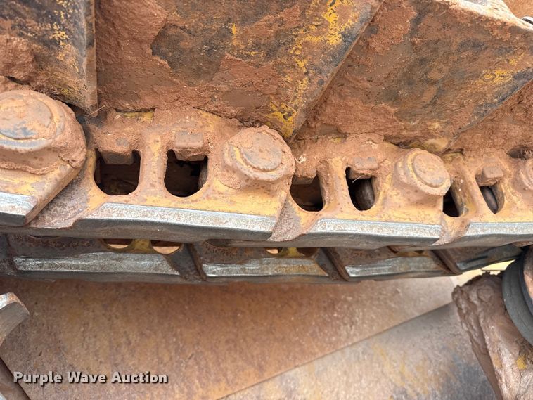 image for item EP0803 2003 Caterpillar D6R Series III dozer