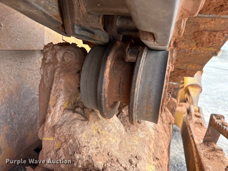 image for item EP0803 2003 Caterpillar D6R Series III dozer