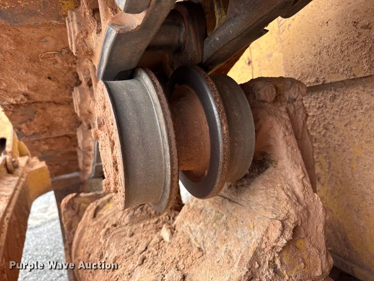 image for item EP0803 2003 Caterpillar D6R Series III dozer