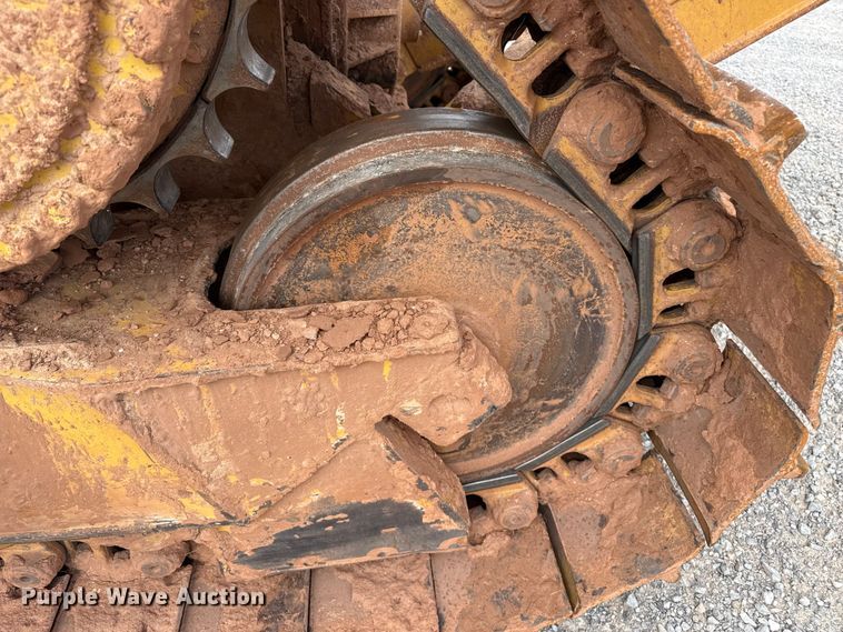 image for item EP0803 2003 Caterpillar D6R Series III dozer