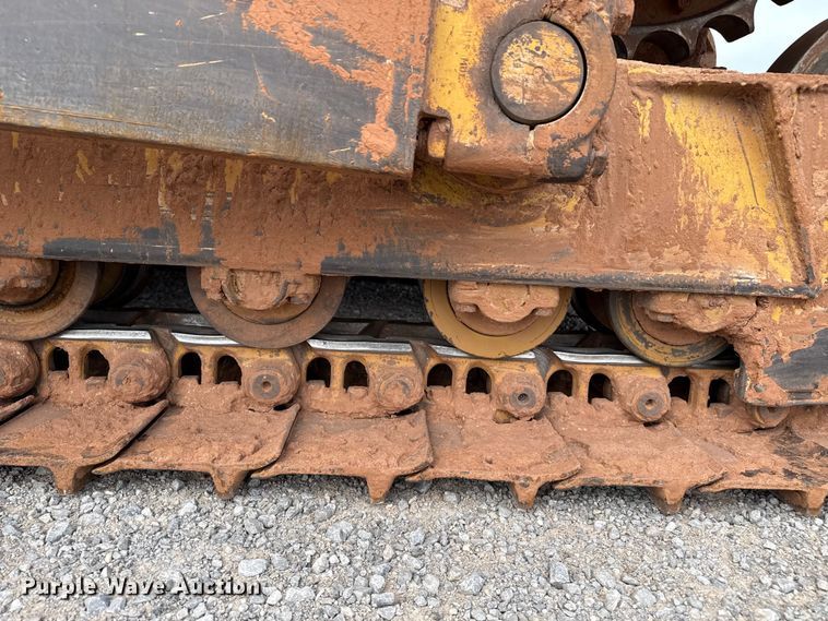 image for item EP0803 2003 Caterpillar D6R Series III dozer