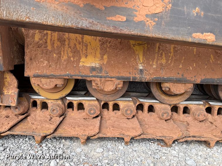 image for item EP0803 2003 Caterpillar D6R Series III dozer