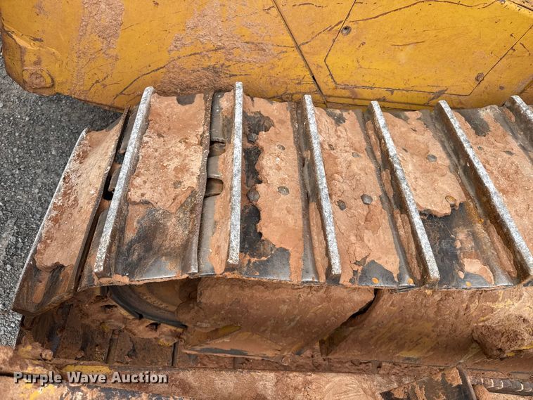image for item EP0803 2003 Caterpillar D6R Series III dozer