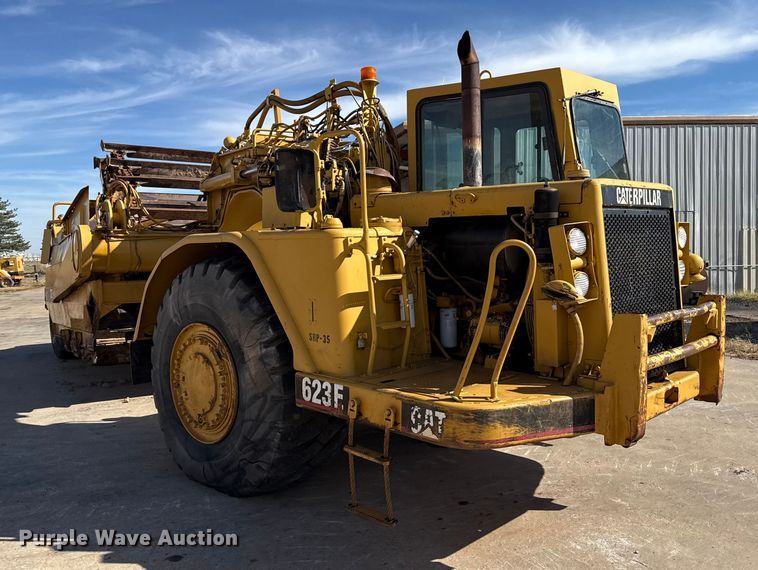 image for item EP0893 1987 Caterpillar 623E elevating scraper