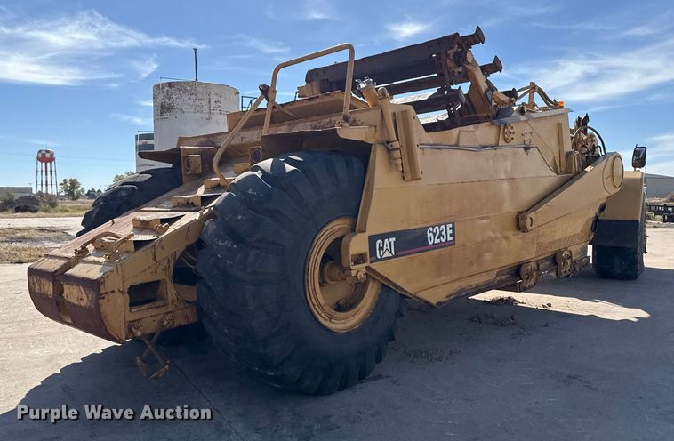 image for item EP0893 1987 Caterpillar 623E elevating scraper