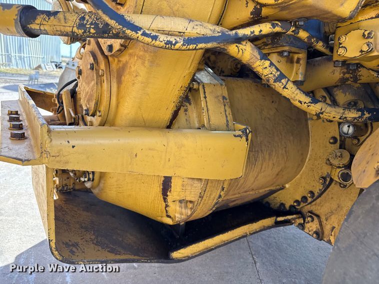 image for item EP0893 1987 Caterpillar 623E elevating scraper