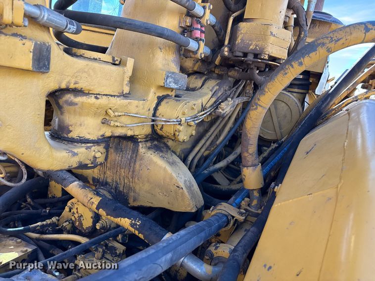 image for item EP0893 1987 Caterpillar 623E elevating scraper