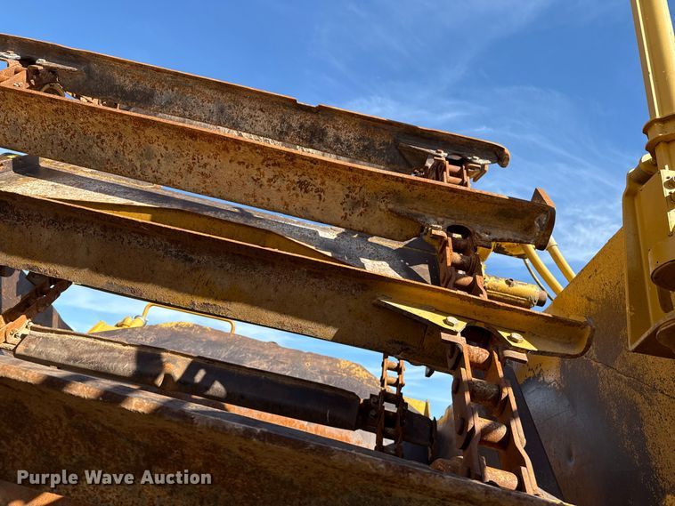 image for item EP0893 1987 Caterpillar 623E elevating scraper