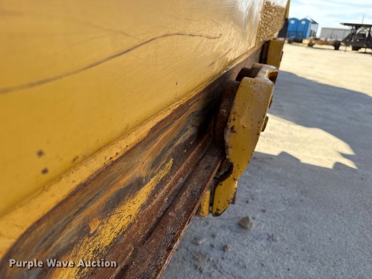 image for item EP0893 1987 Caterpillar 623E elevating scraper