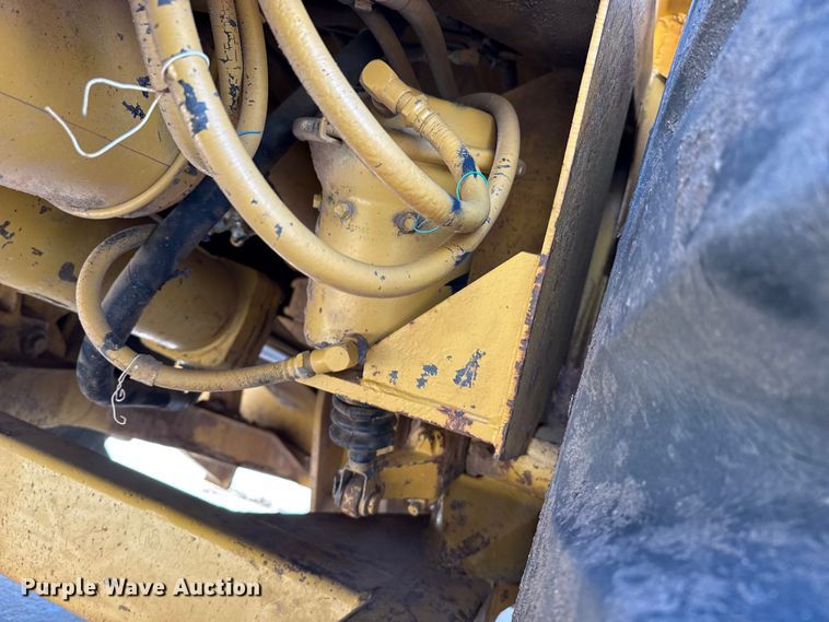 image for item EP0893 1987 Caterpillar 623E elevating scraper