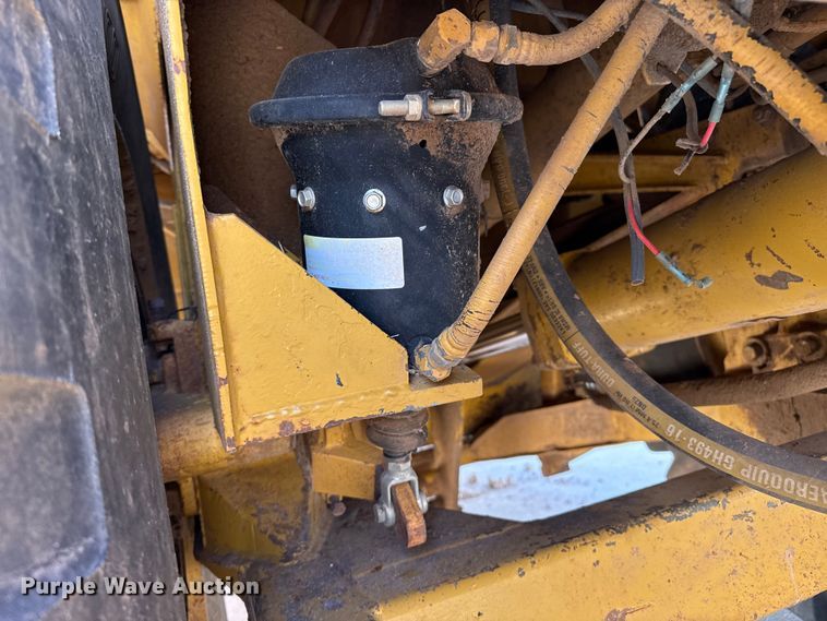 image for item EP0893 1987 Caterpillar 623E elevating scraper