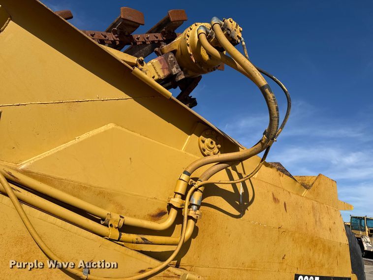 image for item EP0893 1987 Caterpillar 623E elevating scraper