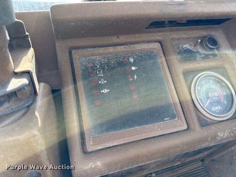 image for item EP0893 1987 Caterpillar 623E elevating scraper