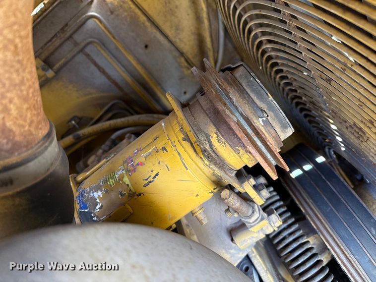 image for item EP0893 1987 Caterpillar 623E elevating scraper