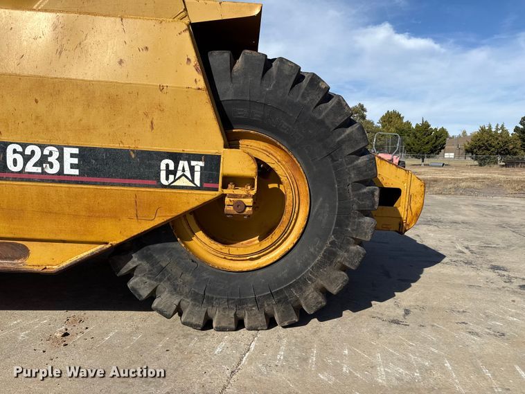 image for item EP0893 1987 Caterpillar 623E elevating scraper