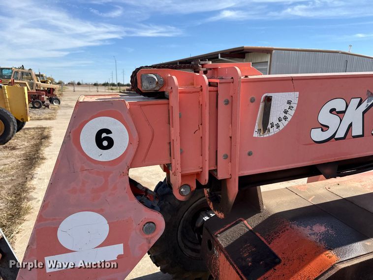 image for item EP0895 2005 Skytrak 6042 telehandler