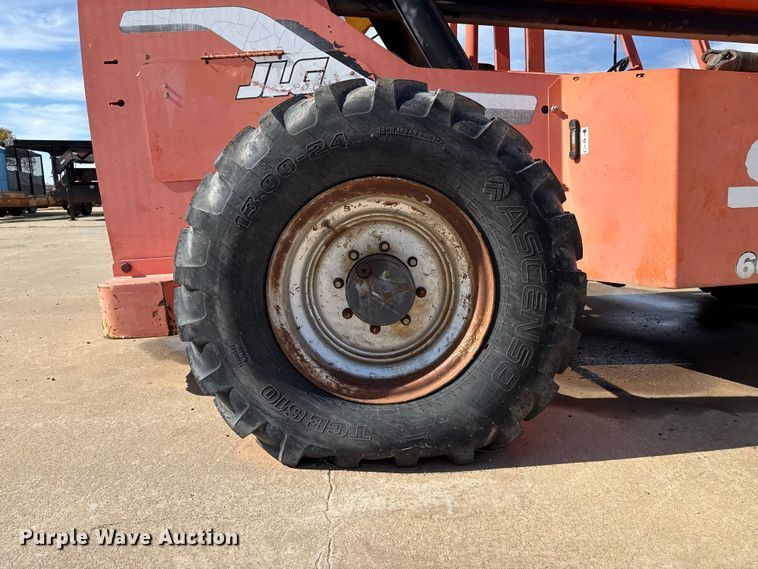 image for item EP0895 2005 Skytrak 6042 telehandler